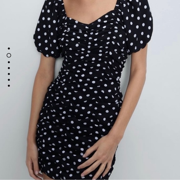 Zara Polka Dot mini dress with puff sleeves - Picture 5 of 5